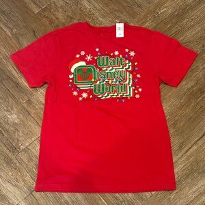 NWT Disney Holiday T-Shirt